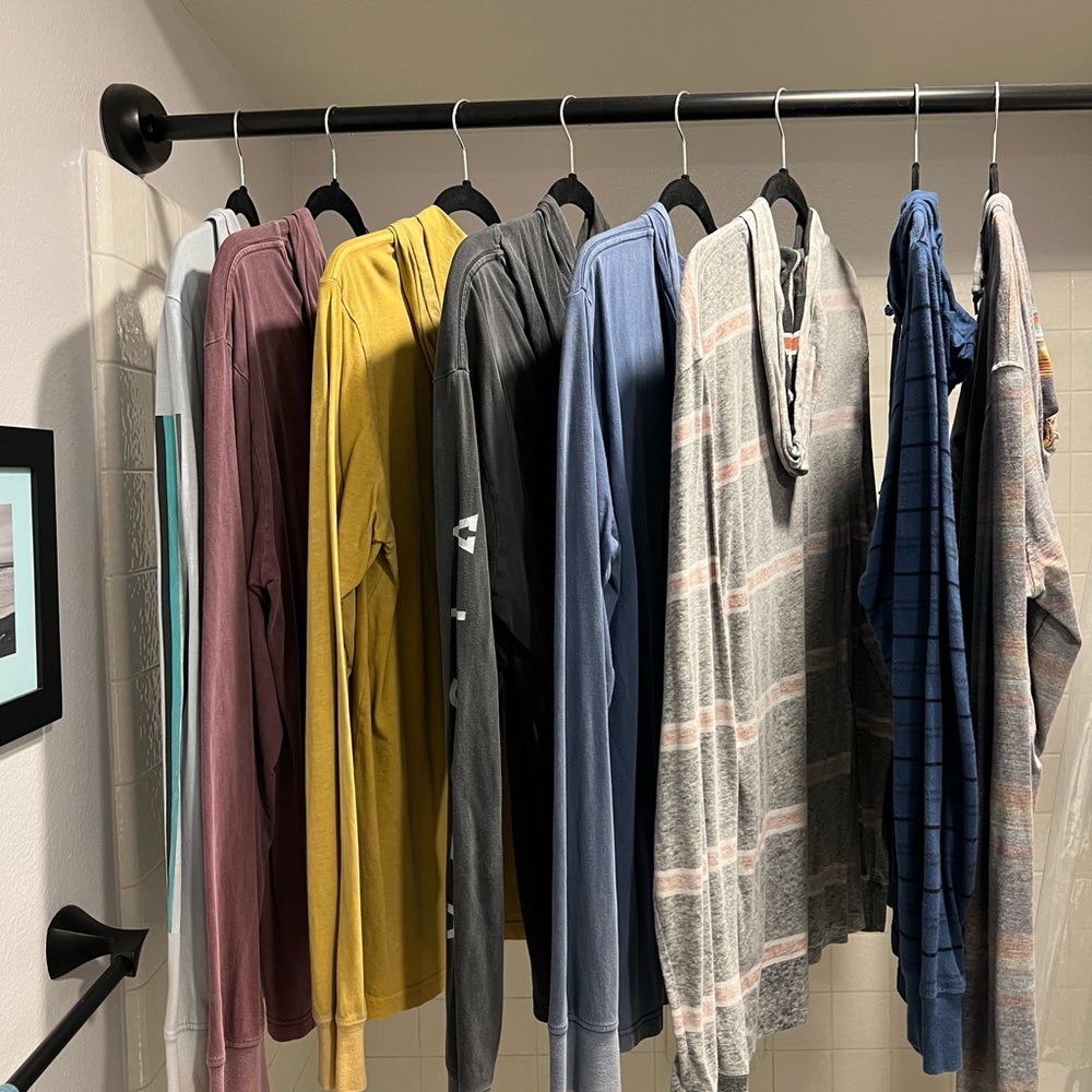 Vissla shirts - long sleeve with hood